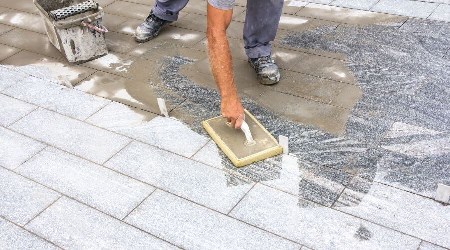 Professional gutter cleaning in Long Beach, NY